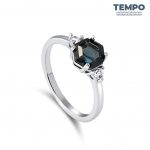 Anillo de promesa – Corte hexagonal - Piedra London Blue – AP33