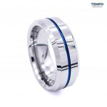 Anillo para caballero - Hecho de Tungsteno - AT42