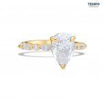 Anillo Aura Pera Deluxe – Oro corte pera 7x11mm, halo oculto y detalles exclusivos – AC77 - Imagen 2