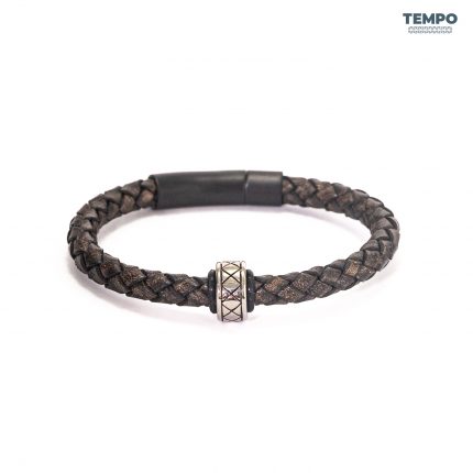 Pulsera hecha de Cuero con dije de titanio - CL07