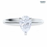 Anillo Solitario Pera Halo Oculto – Oro blanco con piedra pera 6x9 mm y puente pavé – AC82 - Imagen 2