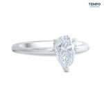 Anillo Solitario Pera Halo Oculto – Oro blanco con piedra pera 6x9 mm y puente pavé – AC82 - Imagen 4