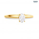 Anillo Solitario Oval – Oro con moissanita oval 4x6 mm y aro ultradelgado – AC78 - Imagen 2