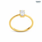 Anillo Solitario Oval – Oro con moissanita oval 4x6 mm y aro ultradelgado – AC78 - Imagen 6