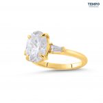 Anillo Oval Trapezio – Oro con piedra oval y acentos trapezoidales – AC88 - Imagen 8